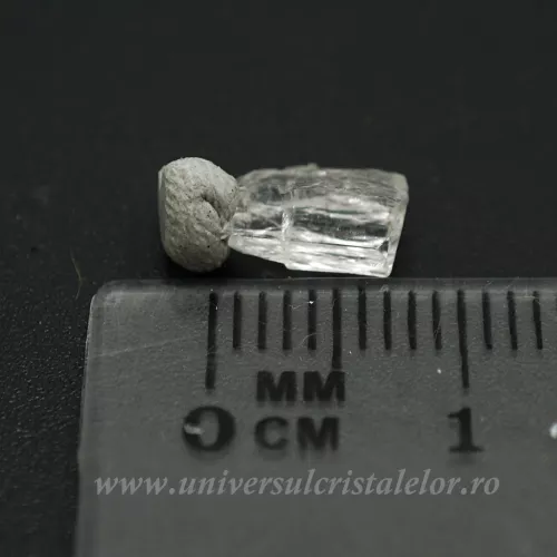 Fenacit mineral unicat m04