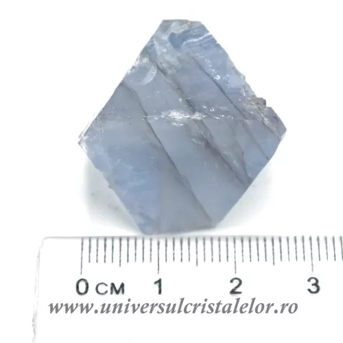 Fluorina albastra mineral unicat m4