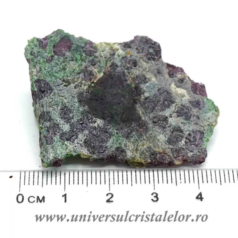 Granat in matrice m1