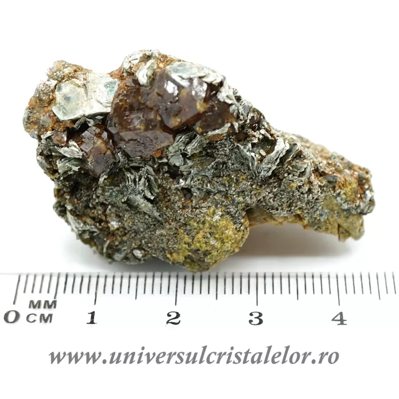 Granat ( Almandin-Spesartin ) m1