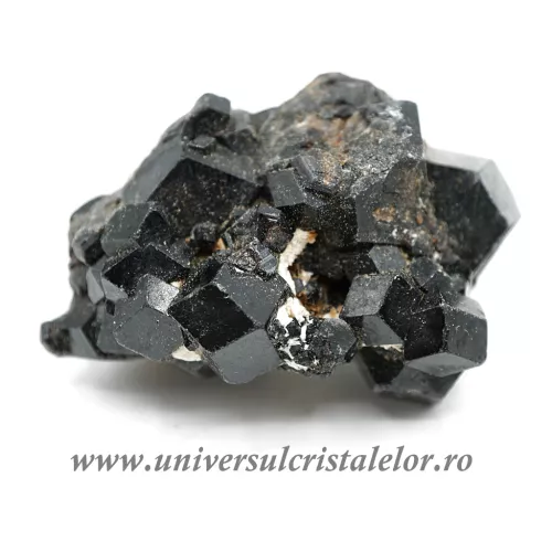 Granat negru ( melanit )