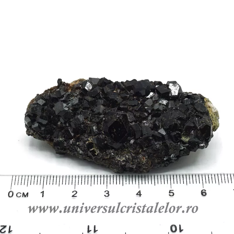 Granat ( andradit ) Granat ( andradit )