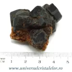 Granat ( andradit ) Granat ( andradit )
