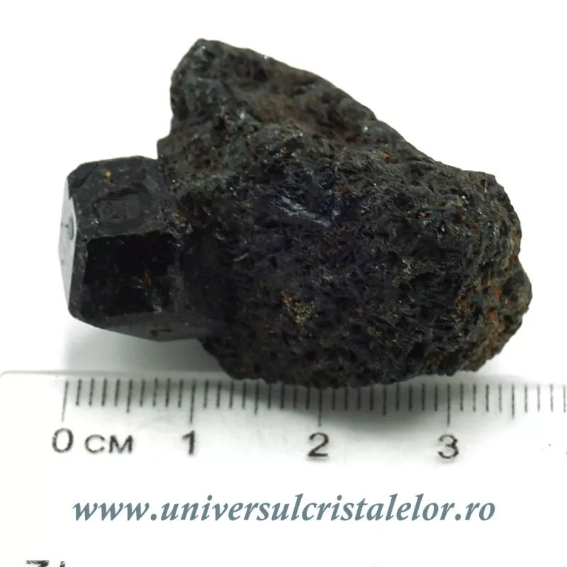 Granat negru ( melanit ) Granat negru ( melanit )