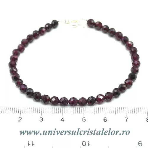 Bratara granat rotund fatetat - 4,3 mm Bratara granat rotund fatetat - 4,3 mm