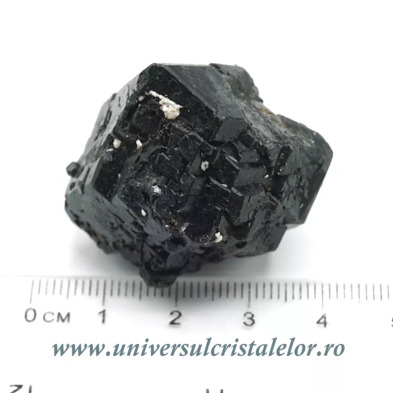 Granat negru ( melanit ) Granat negru ( melanit )