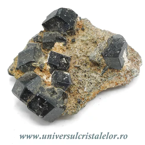 Granat negru ( melanit ) Granat negru ( melanit )