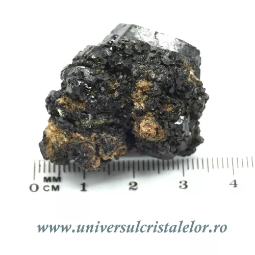 Granat negru ( melanit ) Granat negru ( melanit )