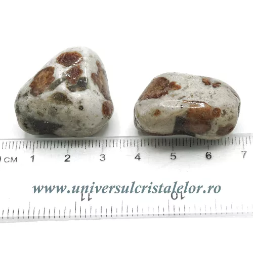 Granat piatra rulata Granat piatra rulata