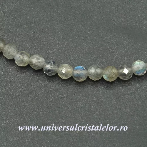 Colier labradorit rotund fatetat - 3 mm Colier labradorit rotund fatetat - 3 mm