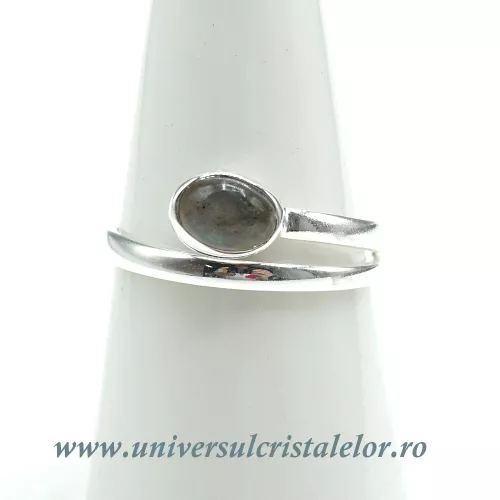 Inel labradorit oval reglabil Inel labradorit oval reglabil