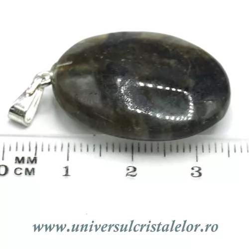 Pandantiv labradorit Pandantiv labradorit