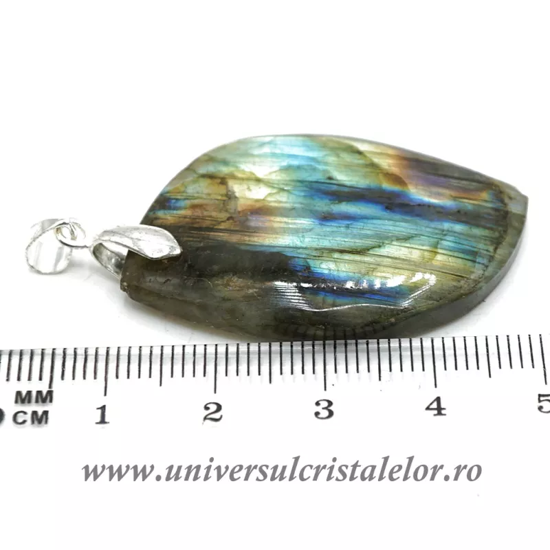 Pandantiv labradorit