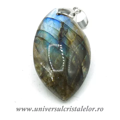 Pandantiv labradorit Pandantiv labradorit