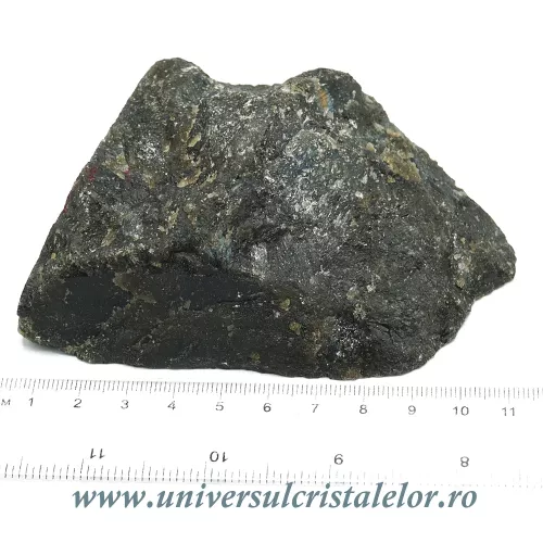 Labradorit slefuit pe o parte unicat m6 Labradorit slefuit pe o parte unicat m6
