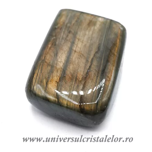 Sculptura labradorit