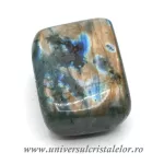 Sculptura labradorit