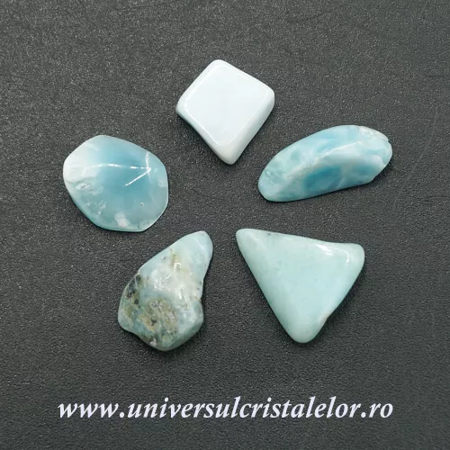 Larimar piatra rulata Larimar piatra rulata