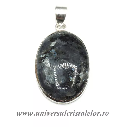Pandantiv larvikit oval unicat Pandantiv larvikit oval unicat