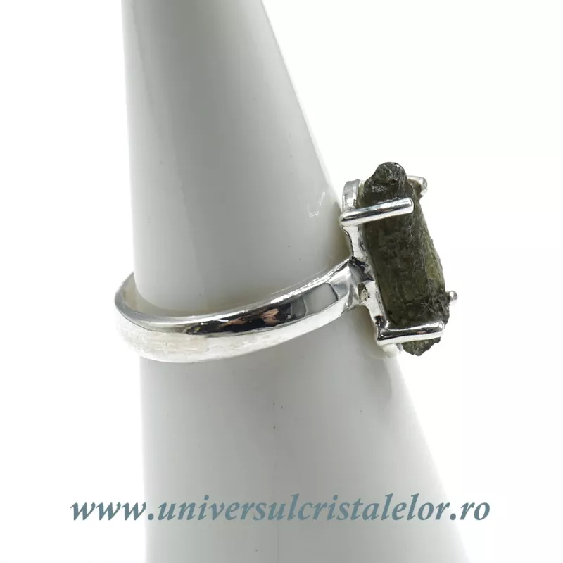 Inel moldavit Inel moldavit
