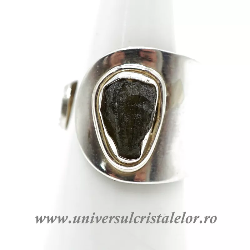 Inel moldavit