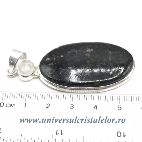 Pandantiv nuumit oval unicat m3 Pandantiv nuumit oval unicat m3