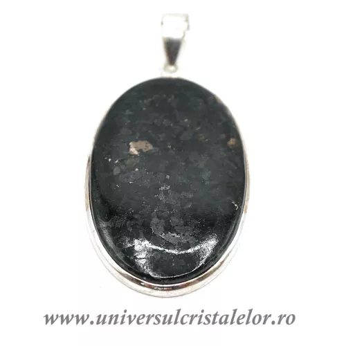 Pandantiv nuumit oval unicat m3