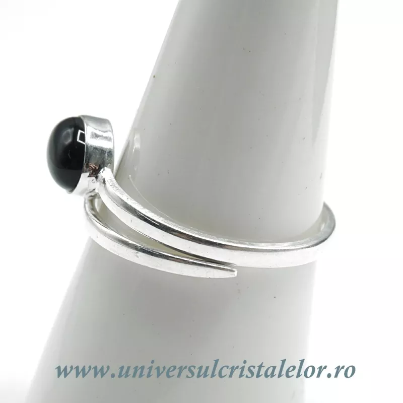 Inel obsidian negru oval reglabil m1 Inel obsidian negru oval reglabil m1