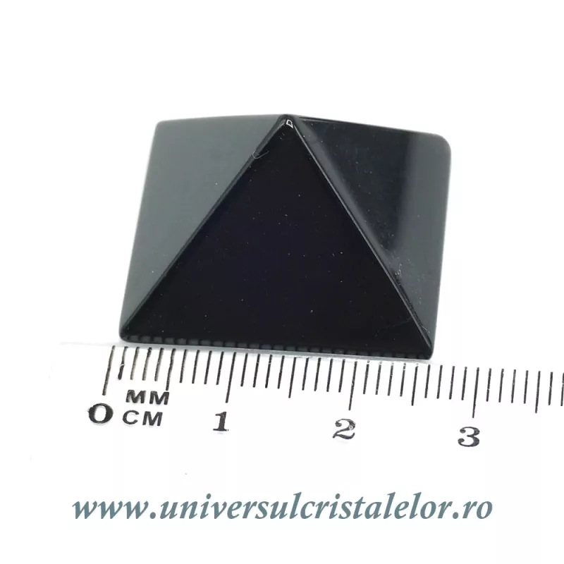 Piramida obsidian negru Piramida obsidian negru
