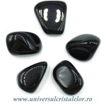 Obsidian negru piatra rulata