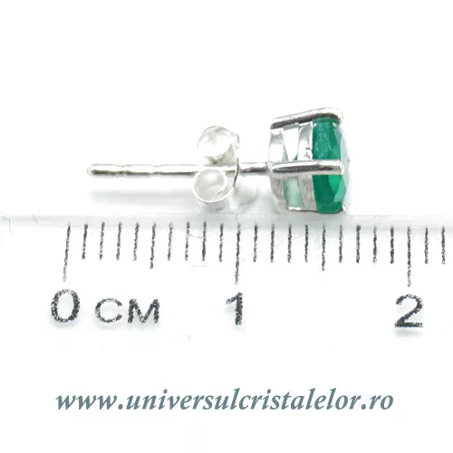 Cercei onix verde rotund fatetat tip surub (studs) Cercei onix verde rotund fatetat tip surub (studs)