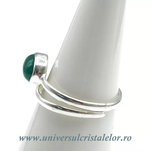 Inel onix verde oval reglabil Inel onix verde oval reglabil