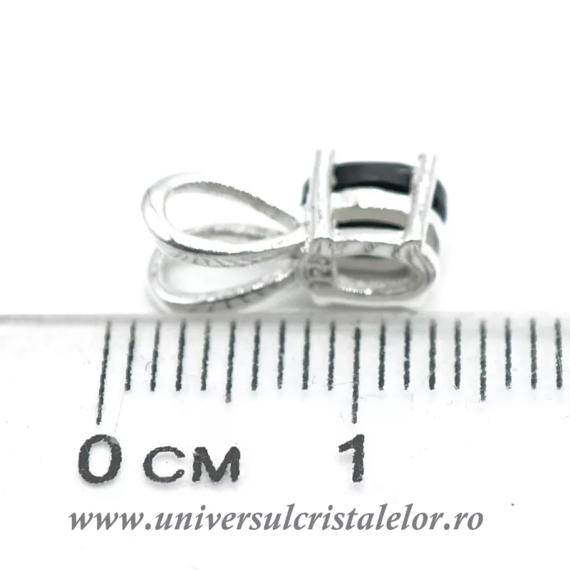 Pandantiv onix negru oval fatetat