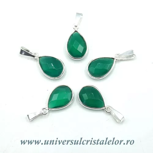 Pandantiv onix verde lacrima fatetat - 9 /13mm Pandantiv onix verde lacrima fatetat - 9 /13mm