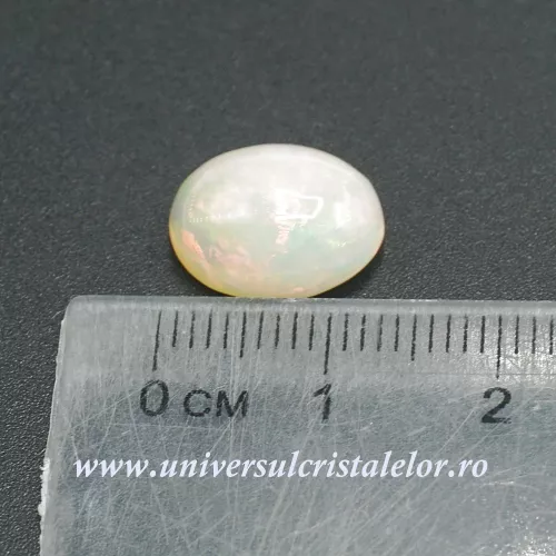 Opal nobil Etiopia cabochon m19 Opal nobil Etiopia cabochon m19