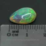 Opal nobil Etiopia cabochon m05