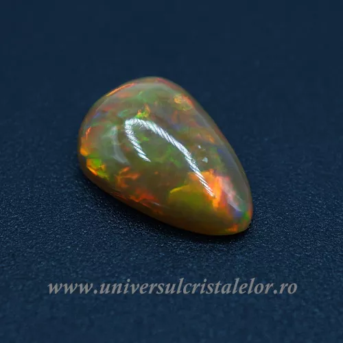 Opal nobil Etiopia cabochon m10