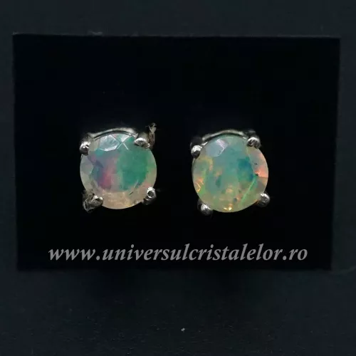 Cercei opal de foc rotund fatetat 5 mm - tip surub (studs)