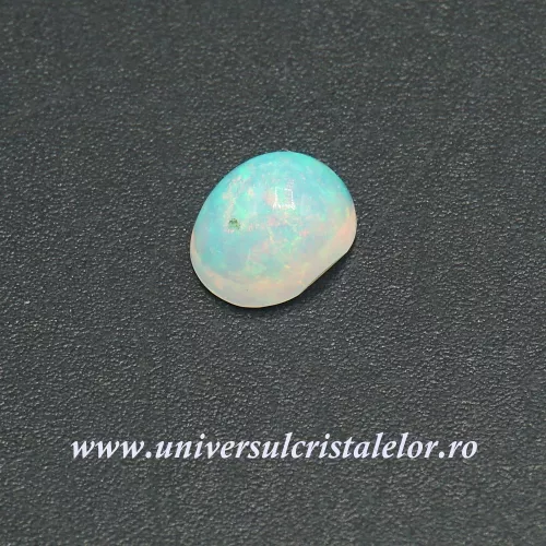 Opal nobil Etiopia cabochon m13
