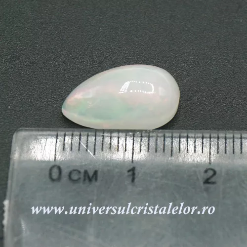 Opal nobil Etiopia cabochon m24