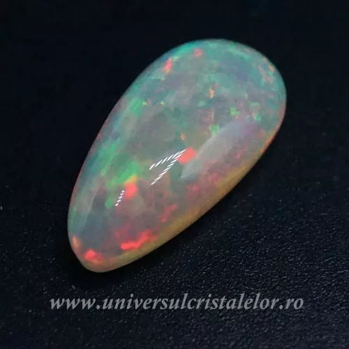 Opal nobil cabochon m03