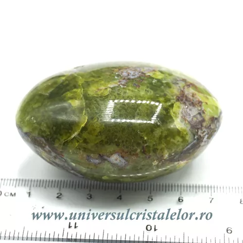 Opal fistic polisat Opal fistic polisat
