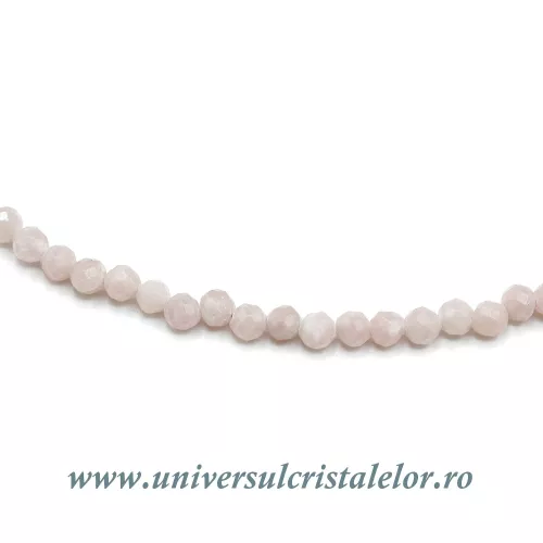 Colier opal roz rotund fatetat - 3,4 mm Colier opal roz rotund fatetat - 3,4 mm