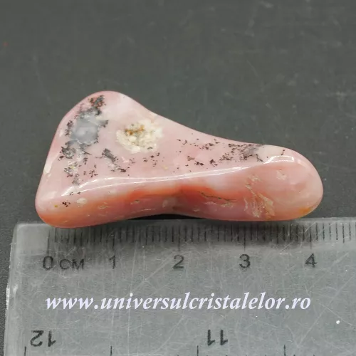 Opal roz piatra rulata Opal roz piatra rulata