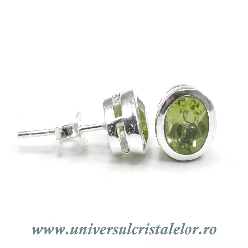 Cercei peridot oval fatetat - 7 /9 mm Cercei peridot oval fatetat - 7 /9 mm
