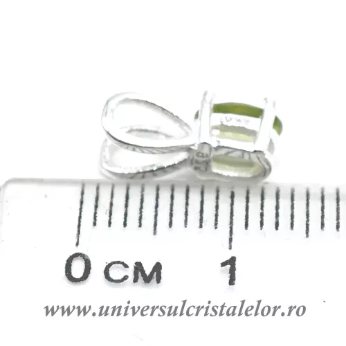Pandantiv peridot oval fatetat