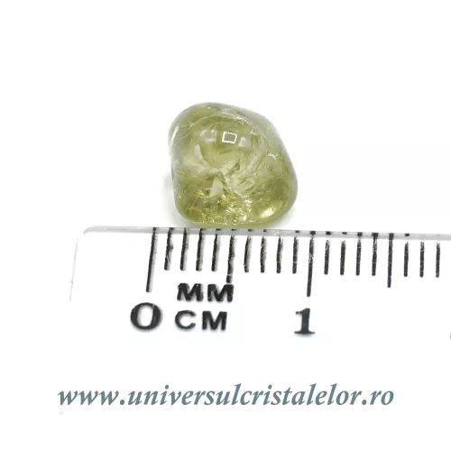 Peridot piatra rulata Peridot piatra rulata