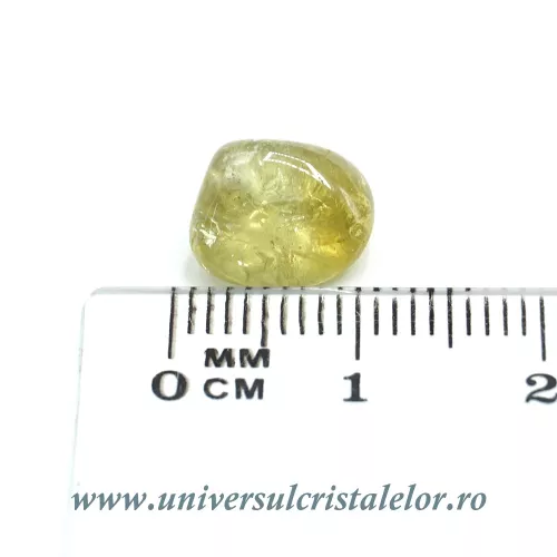 Peridot piatra rulata Peridot piatra rulata
