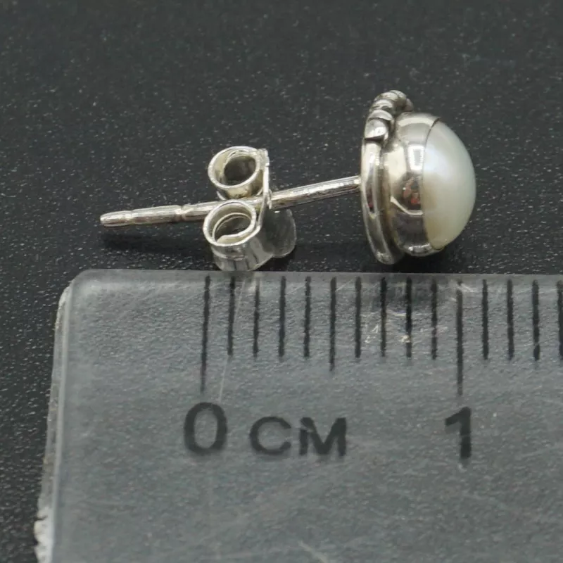 Cercei perle -6 mm Cercei perle -6 mm