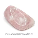 Petalit roz piatra rulata m1